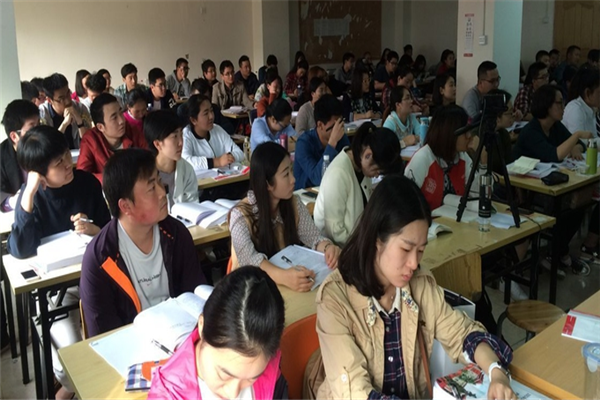 川公教育 您的專業教育咨詢伙伴
